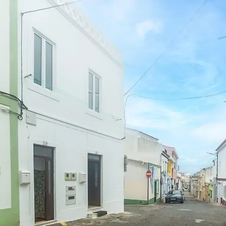 Surfers By Interhome Appartement Peniche